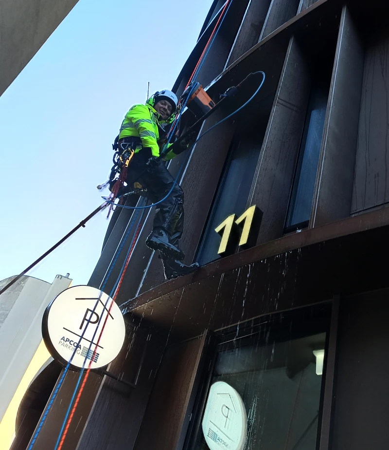 Erhversklatrer på arbejde